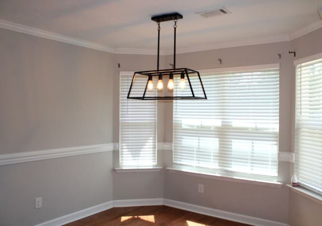 Building Photo - 7105 Summerton Dr