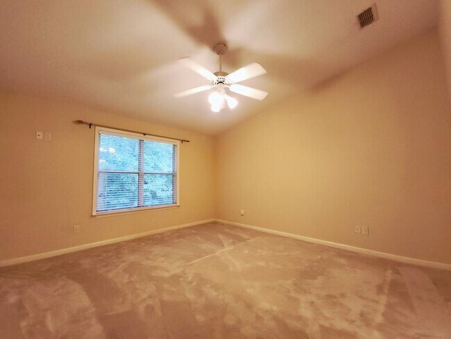 Building Photo - 8520 Hannary Cir