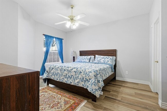 Building Photo - 1527 Orchard Park Dr