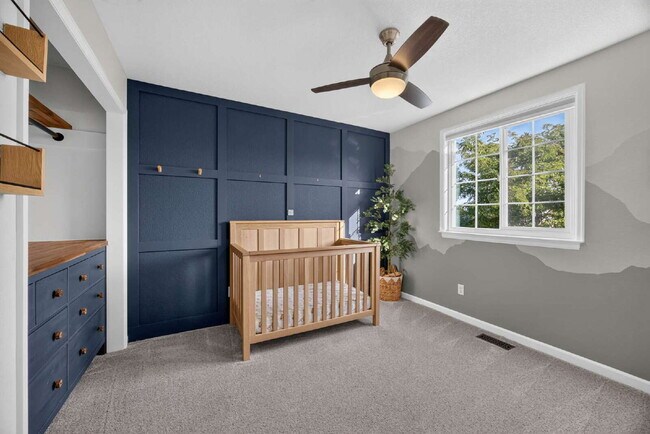 Building Photo - Spacious 4 Bed, 3 Bath Home in the Heart Of Parker, Colorado!
