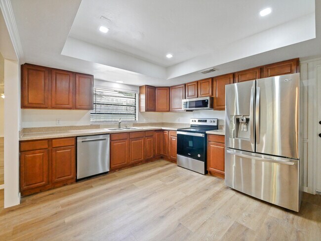 Primary Photo - 7970 Glen Abbey Cir