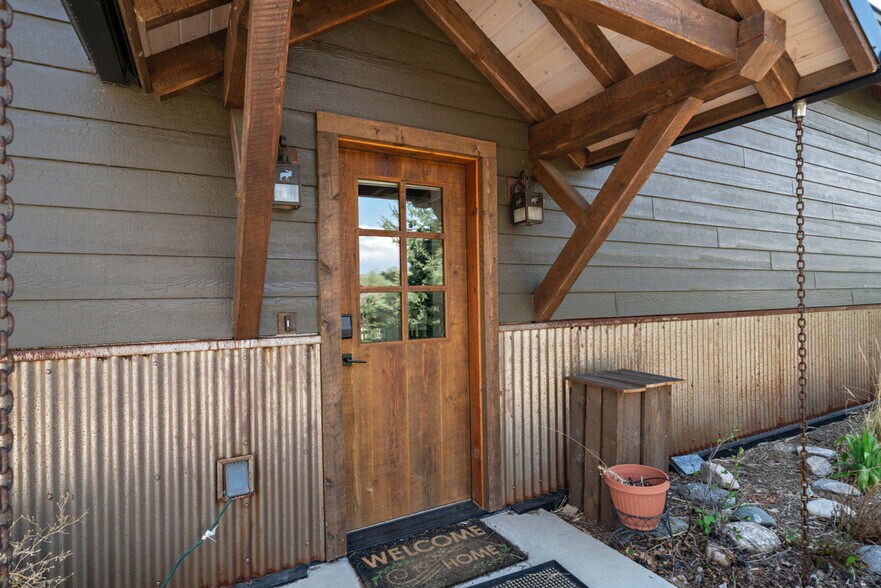 Building Photo - 17448 Wilson Creek Rd
