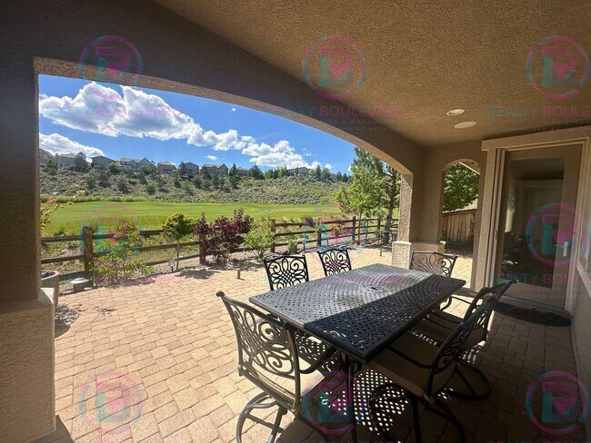 Building Photo - 1767 Fairway Hills Trail