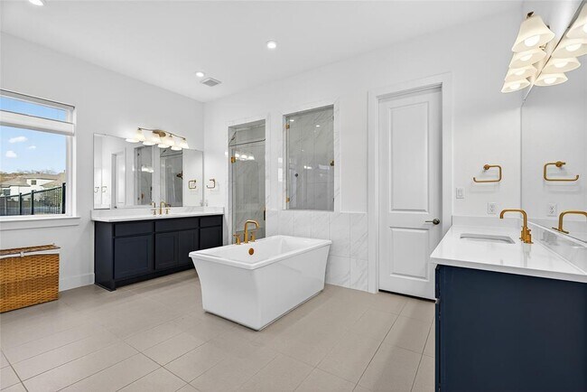 Building Photo - 404 Prairie Clover Dr