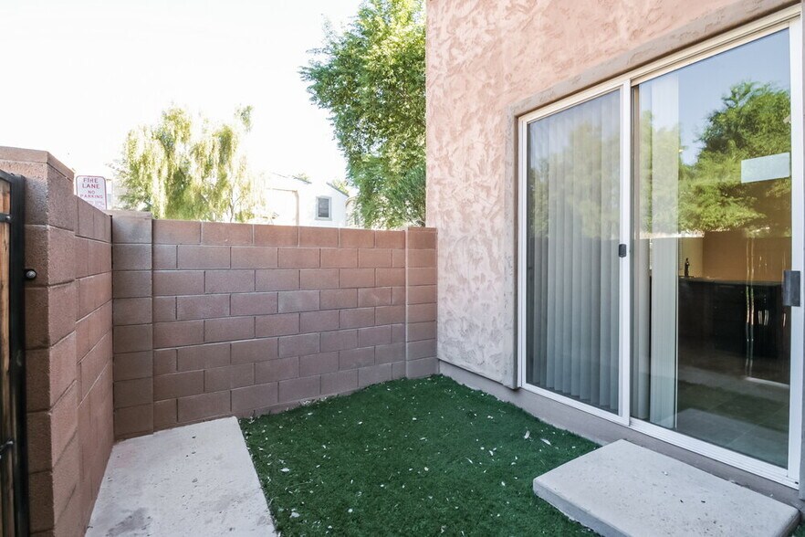 Building Photo - 4251 E Milky Way