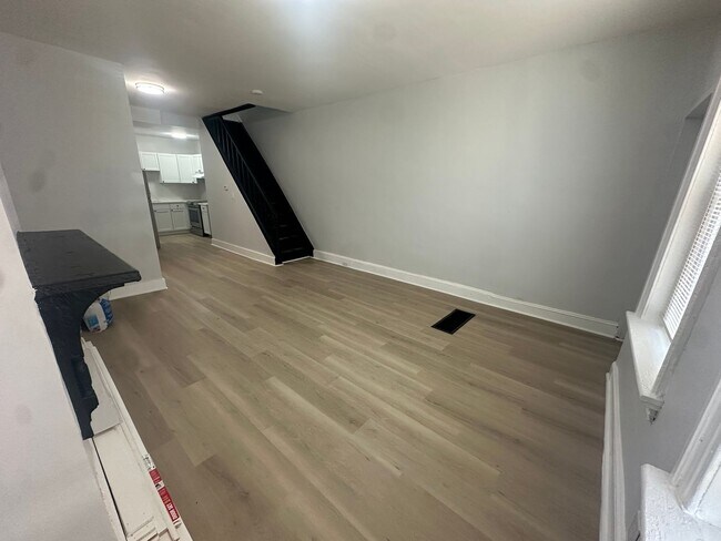 Building Photo - Section 8 ONLY!!
