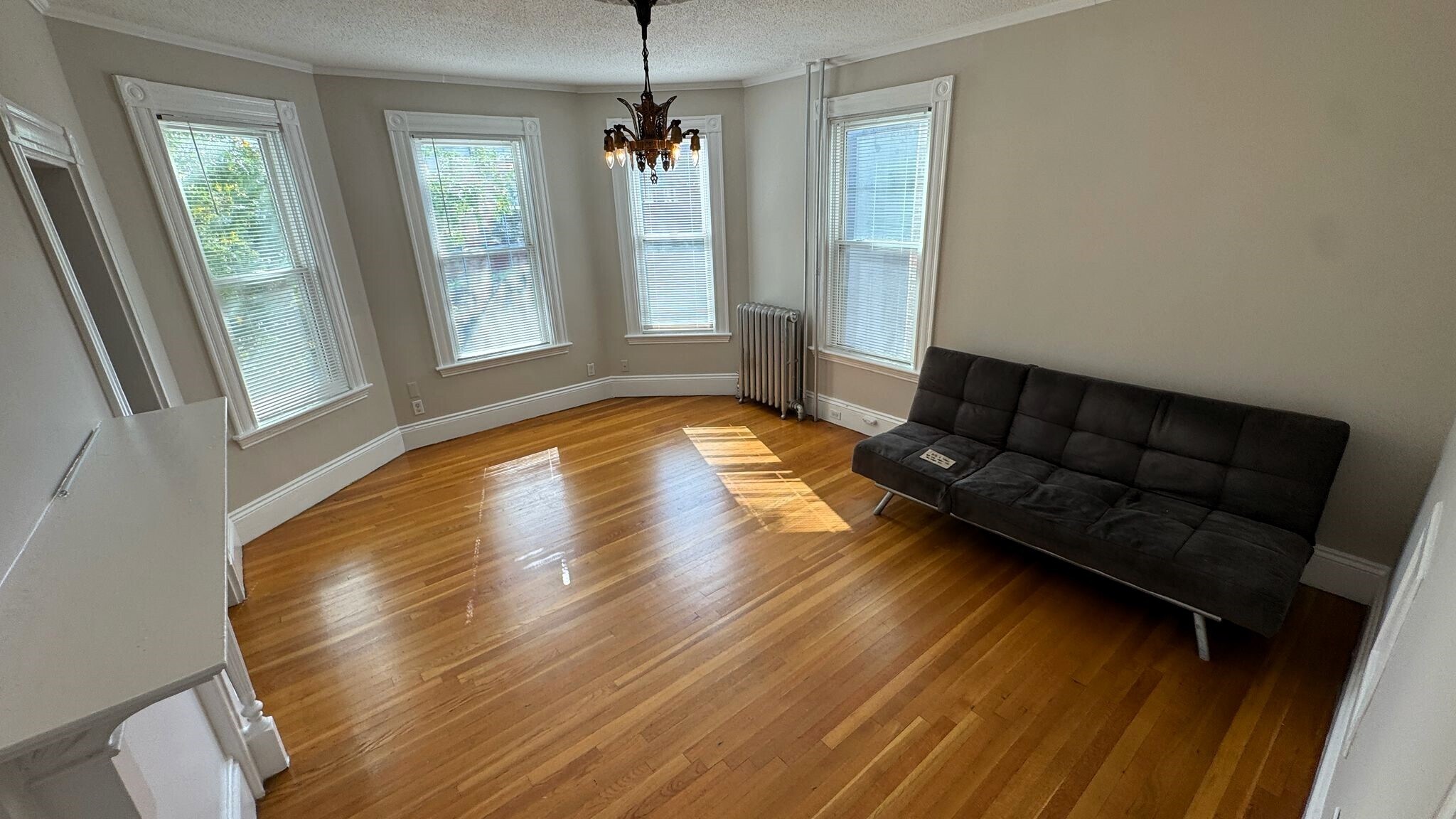 Building Photo - 797 Cambridge St