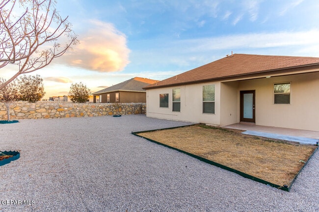 Building Photo - 14289 Desert Sky Dr