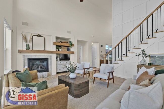 Building Photo - This stunning six-bedroom, three-and-a-hal...