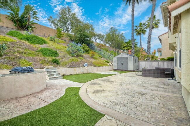Building Photo - "Spacious 4-Bedroom Retreat in Rancho Carr...