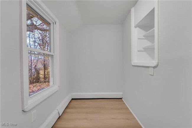 Building Photo - 3811 Highland Rd