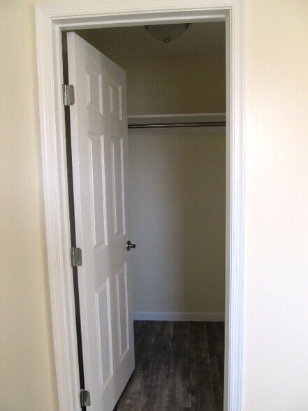 Building Photo - 3202 Holtry St