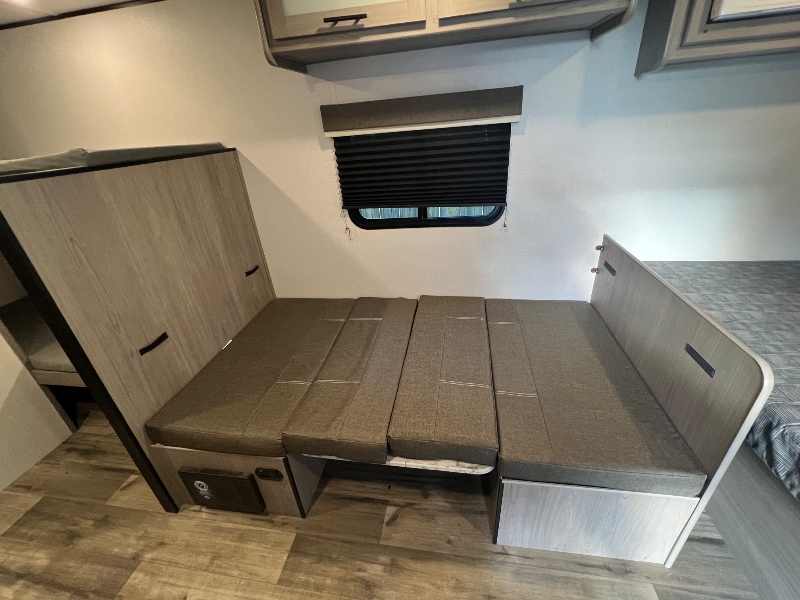 Building Photo - 1 undisclosed