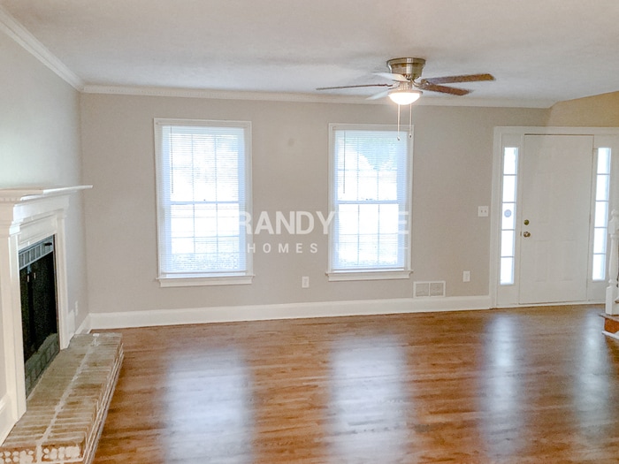 Building Photo - 916 S Deshon Rd