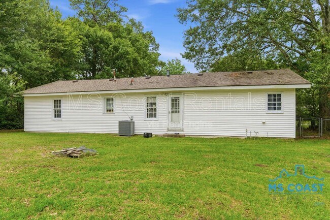 Building Photo - 12237 Vada Dr