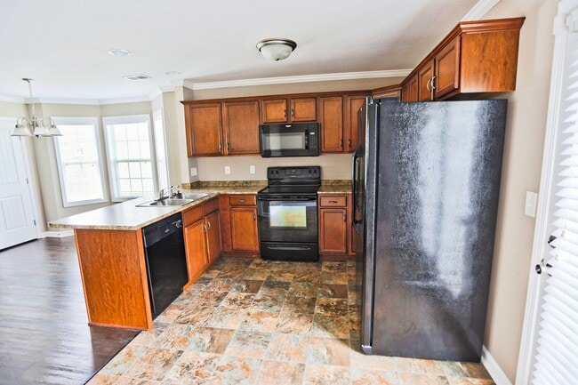Building Photo - 315 Sam Houston Cir
