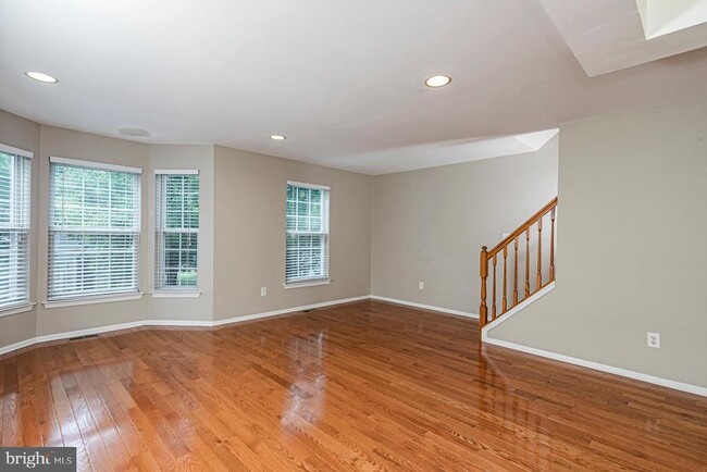Building Photo - 212 William Livingston Ct