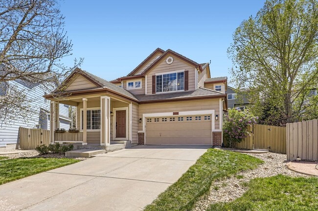 Building Photo - Walkability, Space, and Sunshine: 4Bd Home...