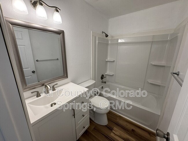 Building Photo - 6676 Provincial Dr