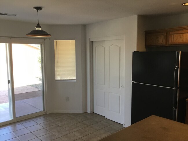 Building Photo - 3833 Oasis Springs Rd NE