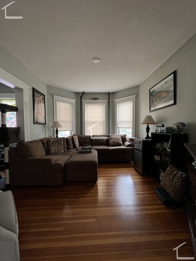 Building Photo - Very Affordable 2 bed in Brighton...