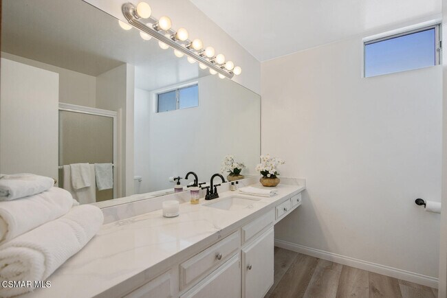 Building Photo - 31555 Lindero Canyon Rd