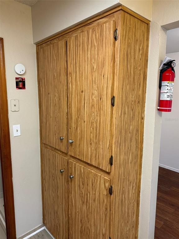 Building Photo - 8563 Pilgrim Ct