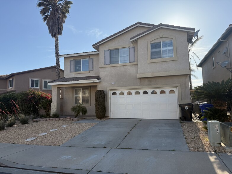 Building Photo - 5752 Tamarisk Way