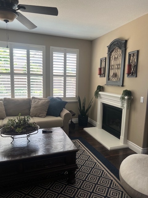 Building Photo - 5828 Melones Way
