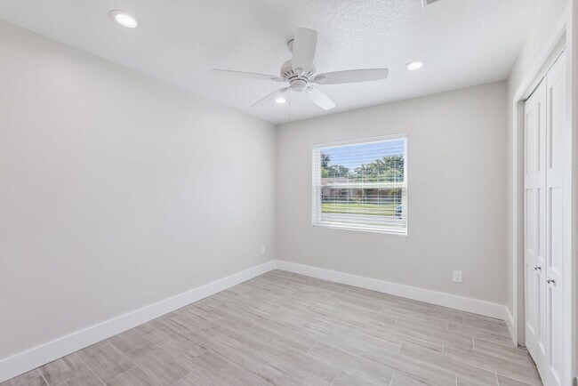 Building Photo - Fully Remodeled Winter Park Home