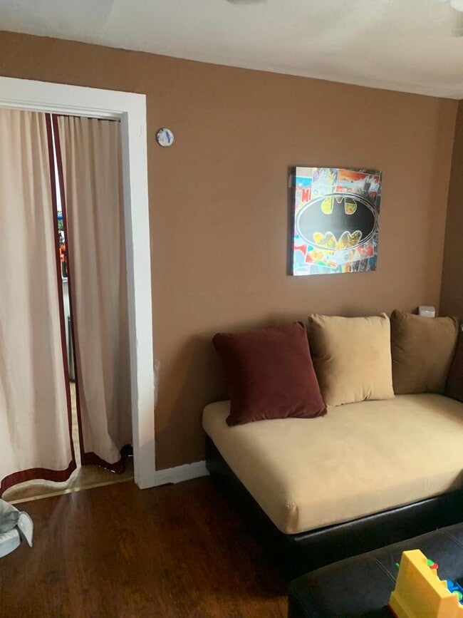 Building Photo - 10127 Alfred Ln