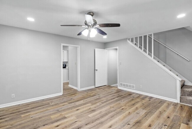 Building Photo - 338 Bradley Woods Ct NW