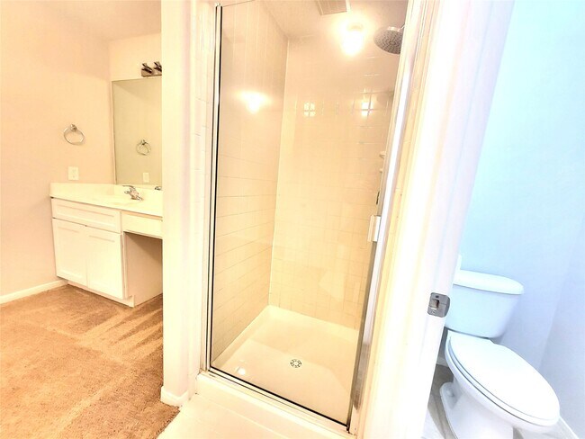 Building Photo - 7415 Hollister Ridge