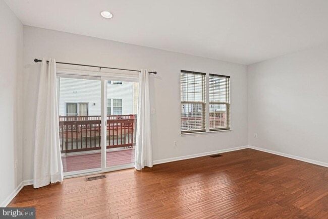 Building Photo - 46223 Wales Terrace