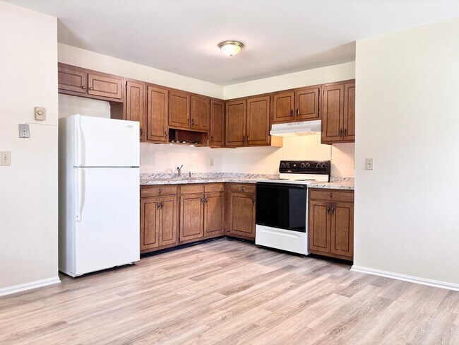 Building Photo - 609 Tipperary Dr