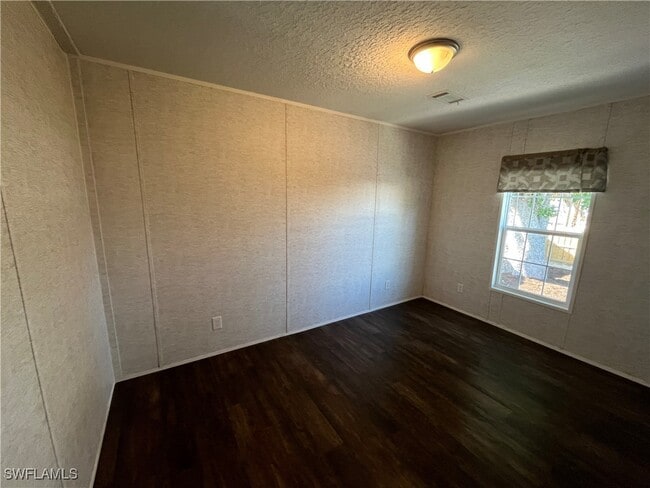 Building Photo - 5109 Flamingo Dr