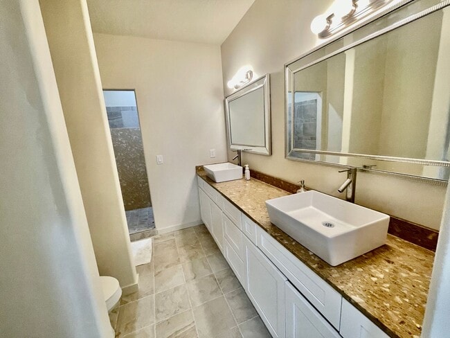 Building Photo - INCLUDES UTILITIES - Two Bedroom Apartment...