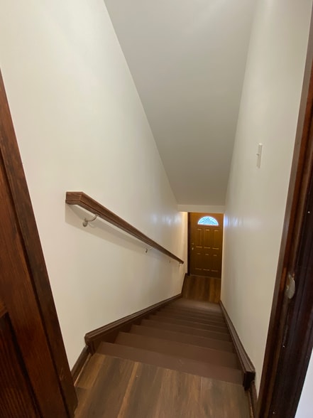 Private Entrance - 284 Berkeley Rd