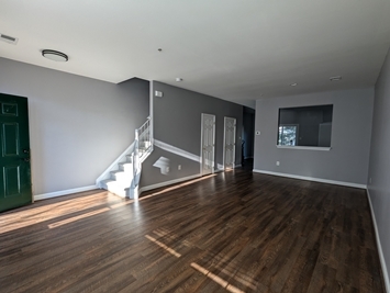 Living Room - 8605 Sycamore Glen Ln