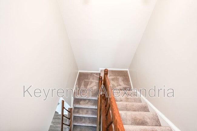 Building Photo - 6626 Birchleigh Way