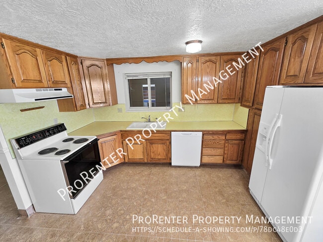 Building Photo - 317 S 300 W