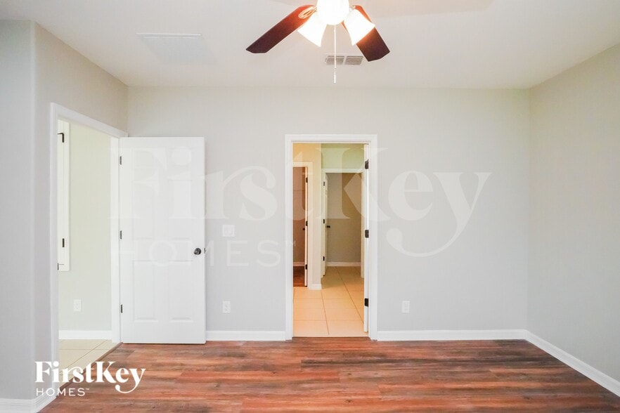 Building Photo - 3734 Briarwood Estates Cir