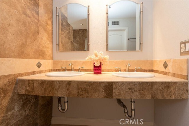 Building Photo - 92 Mira Mesa