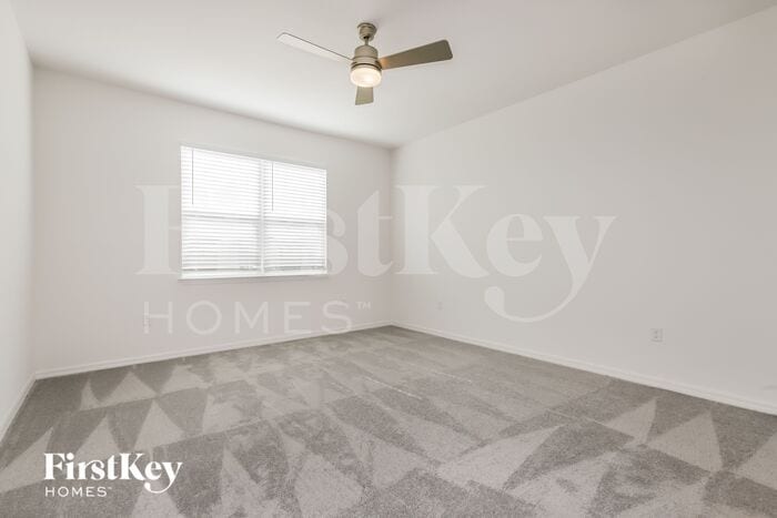 Building Photo - 503 Crown Rose Dr