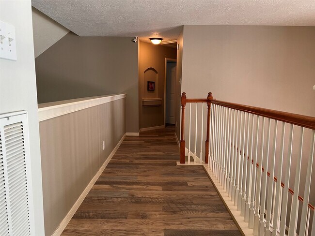 Building Photo - 14526 Grove Estates Ln