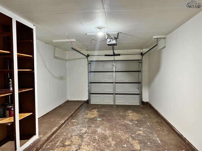 Building Photo - 4609 Tammy Dr