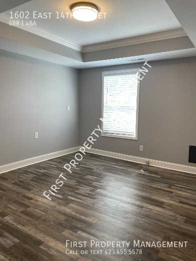 Building Photo - 1602 E 14th St