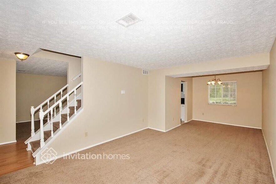 Building Photo - 2647 Morgan Lake Dr NE