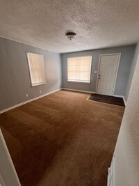 Building Photo - One bedroom - Midtown