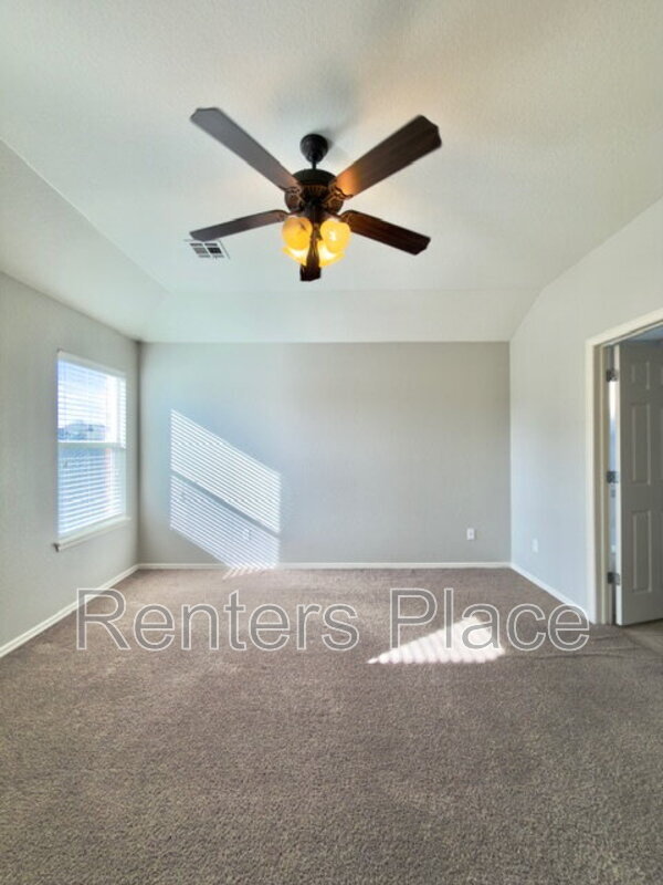 Building Photo - 2012 E 133rd Ct S